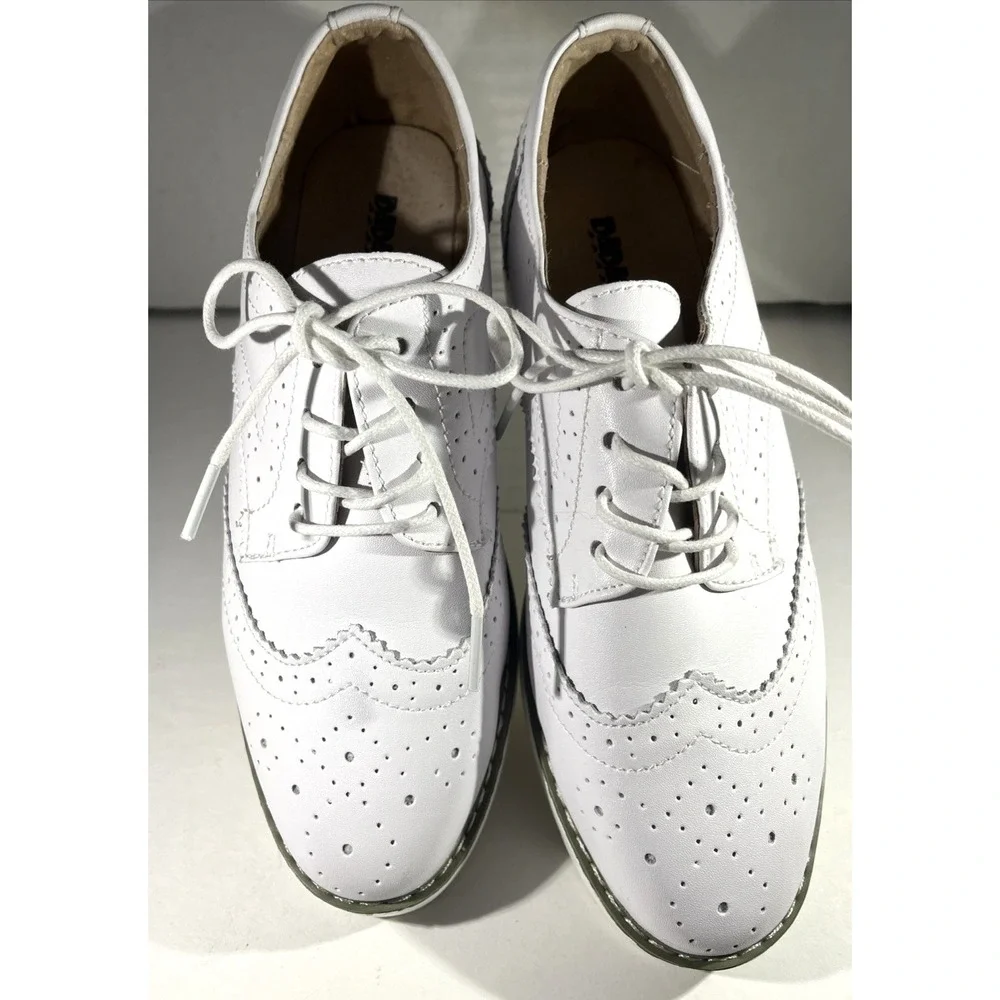 Dadawen Women's Platform White Leather Wingtip Square Toe Oxford Shoe Sz 10.5 US